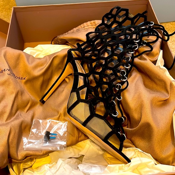 Gianvito Rossi cage velvet lace up booties size 39